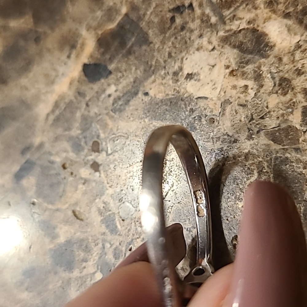 Peridot 3 Stone ring sterling or 10 k - Picture 6 of 7